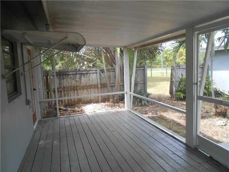 19195 Southwest 354th Street Homestead, FL 33034 - Photo 16 of 19