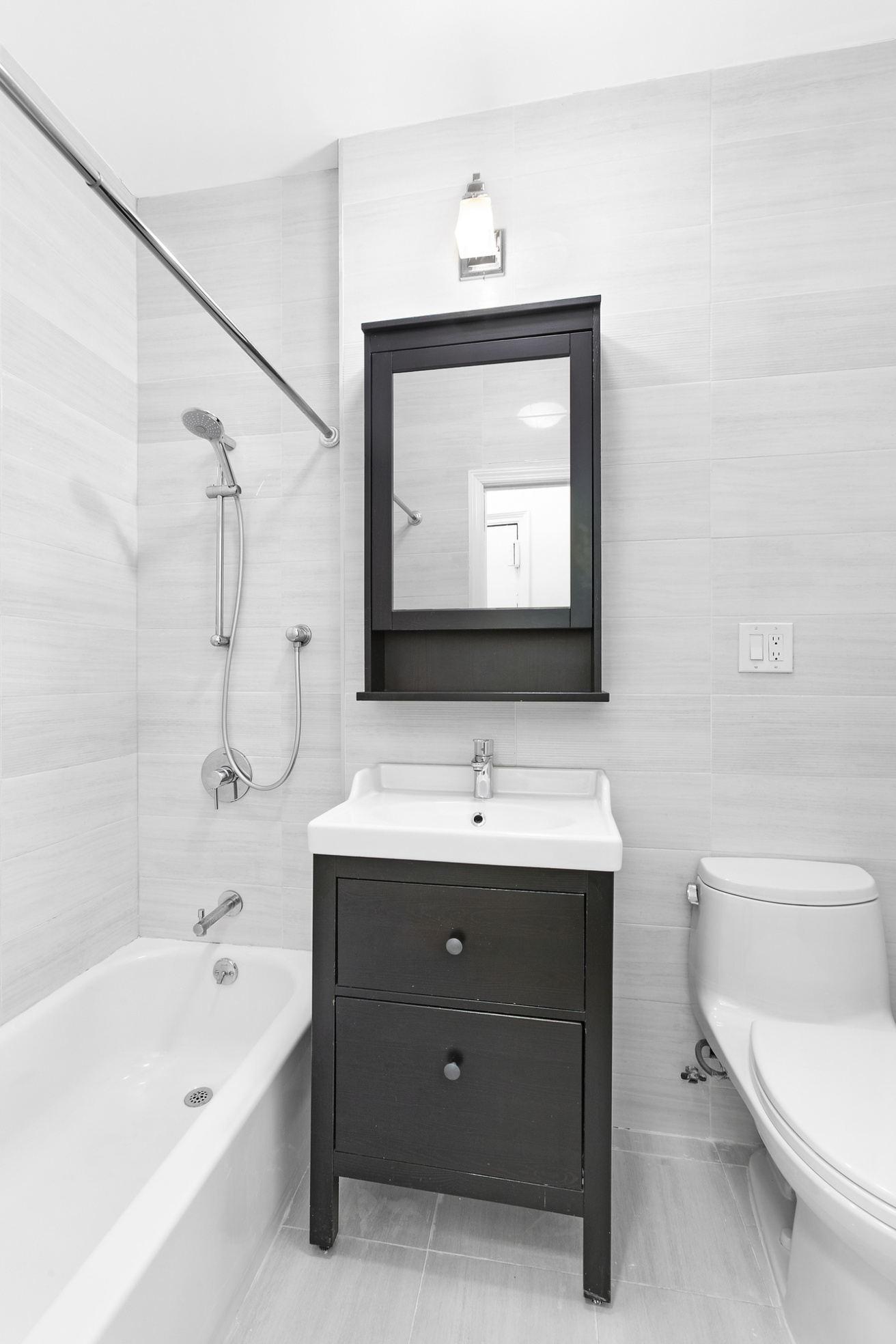 342 West 56th Street, Unit 3A Manhattan, NY 10019 - Photo 4 of 5