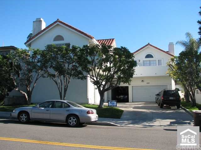 157 Avenida Miramar, Unit B San Clemente, CA 92672 - Photo 1 of 1 Front view of property. Unit B is top left side.