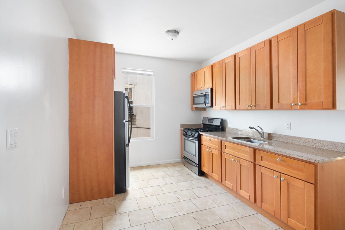 522 81 Street Brooklyn, NY 11209 - Photo 8 of 20