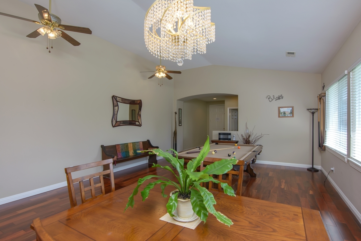 3915 Rill Court Carlsbad, CA 92010 - Photo 5 of 25 Gallery Image 5