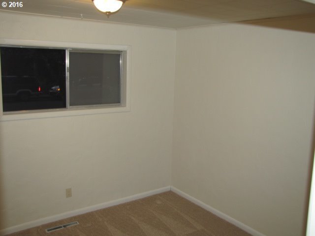 2337 B Street Hubbard, OR 97032 - Photo 18 of 24 Gallery Image 18