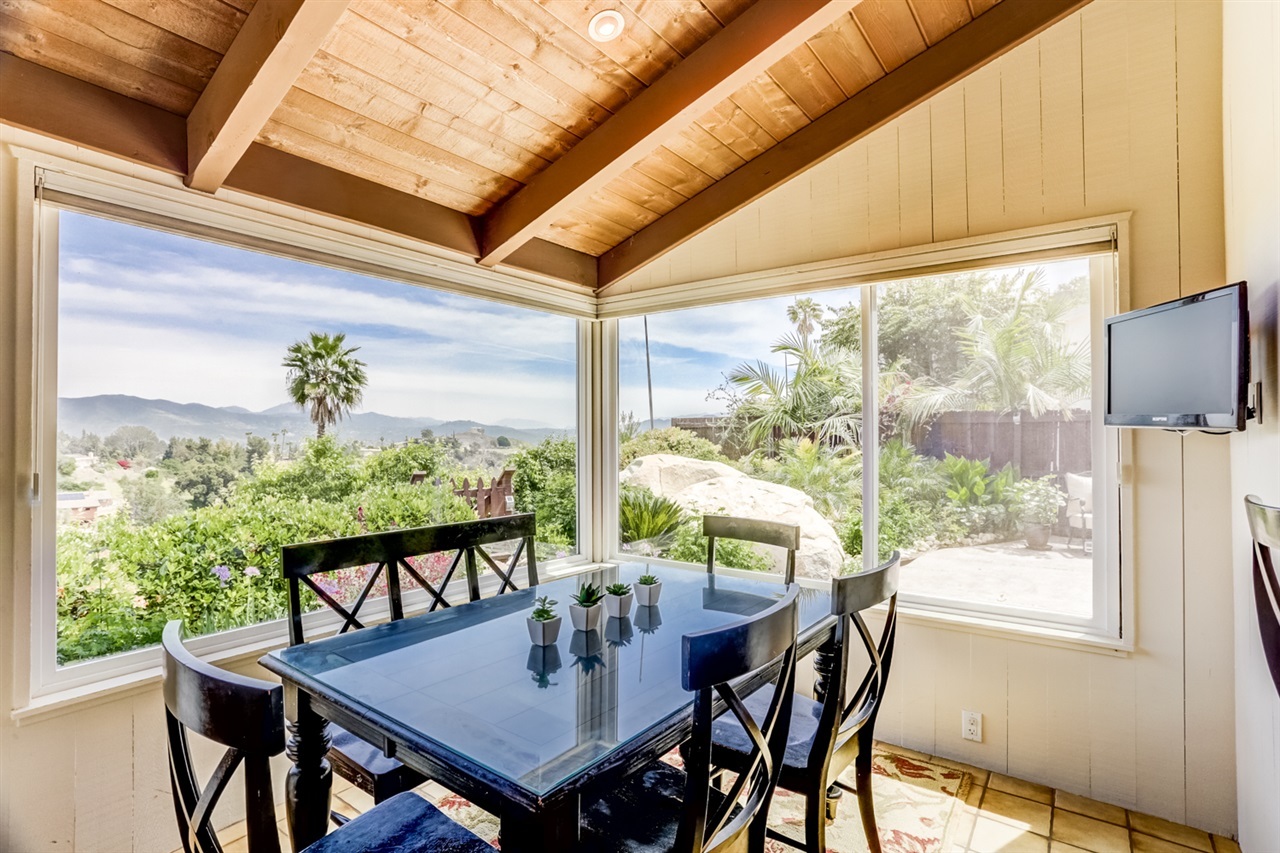 11653 Shadowglen Road El Cajon, CA 92020 - Photo 10 of 25 Gallery Image 10