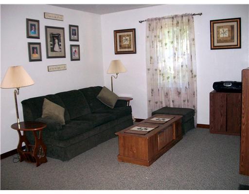 1027 Wetzel Road Pittsburgh, PA 15209 - Photo 8 of 18