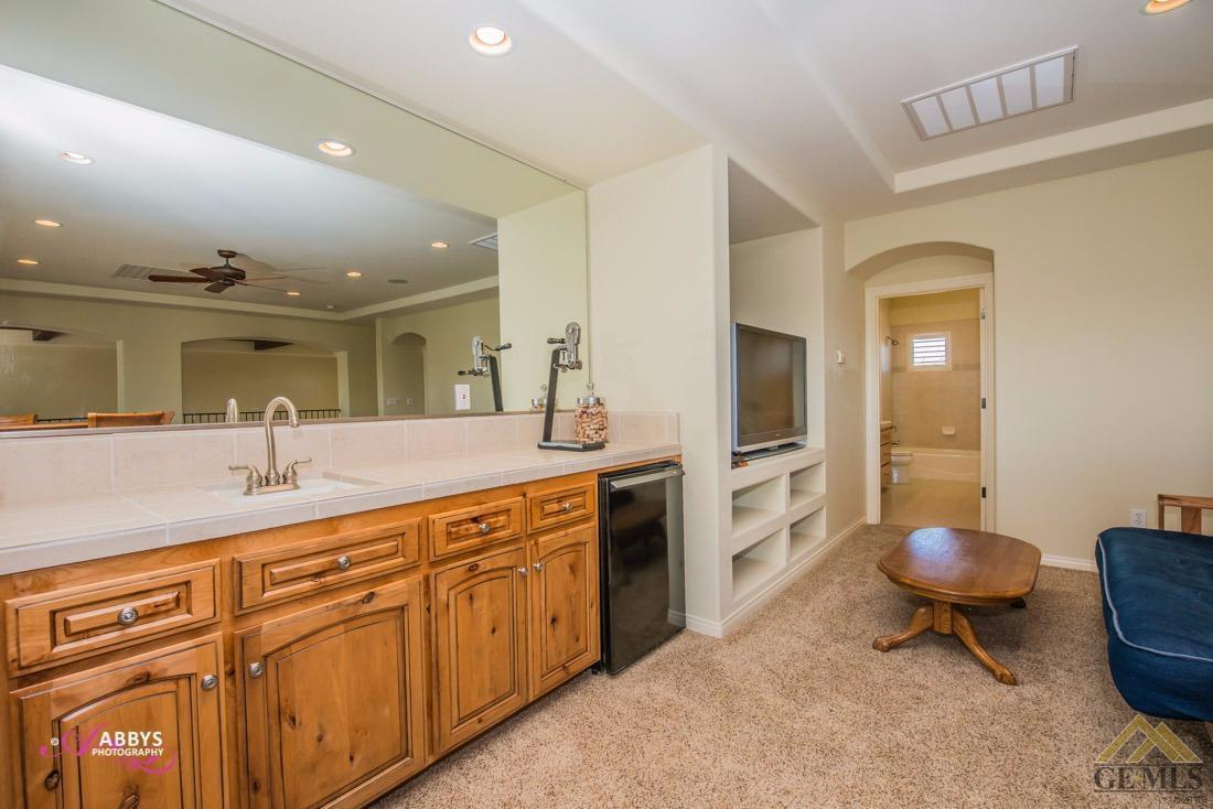 13407 Raphael Avenue Bakersfield, CA 93306 - Photo 21 of 40