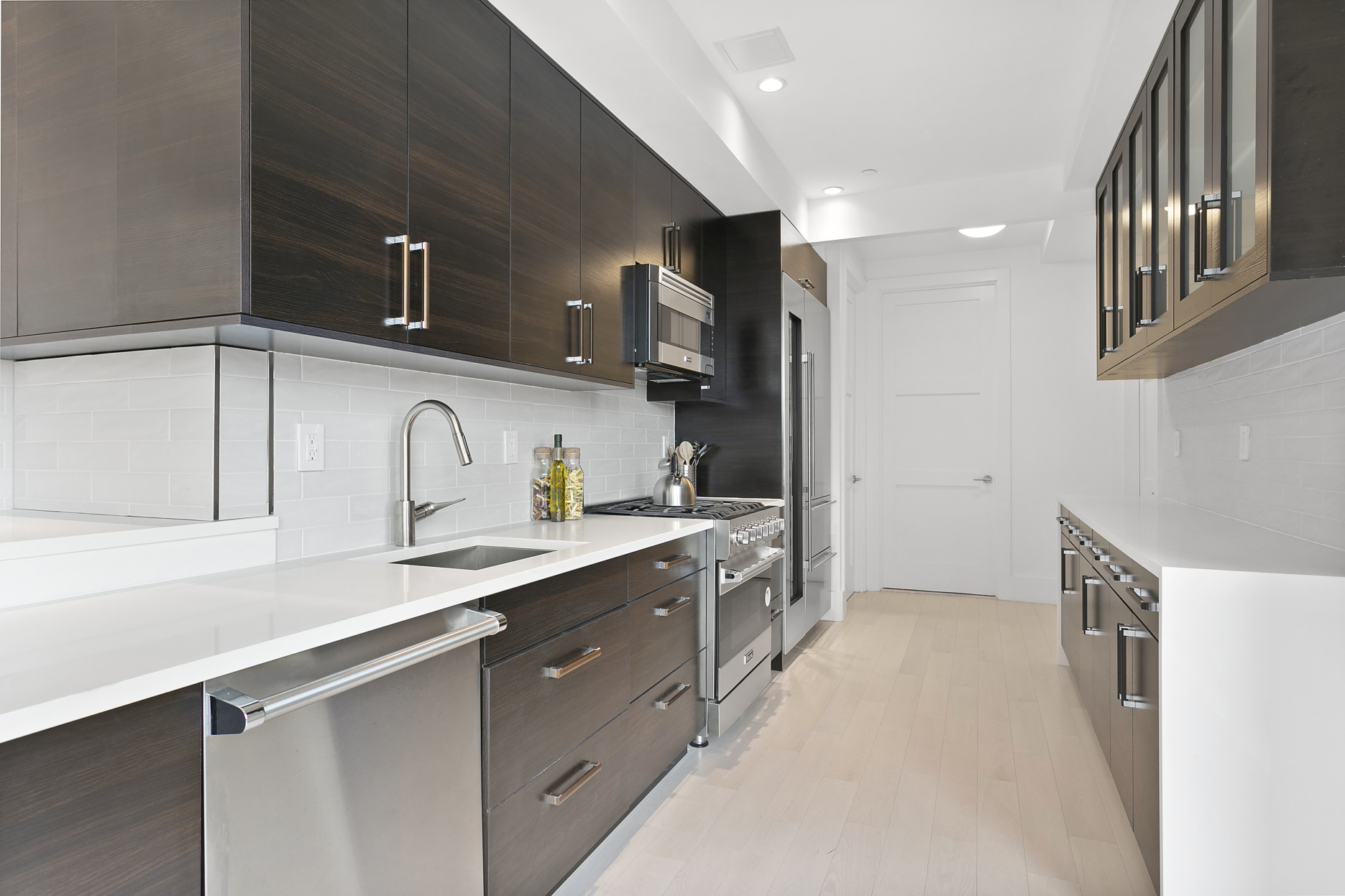 399 East 8th Street, Unit PHA Manhattan, NY 10009 - Photo 2 of 9