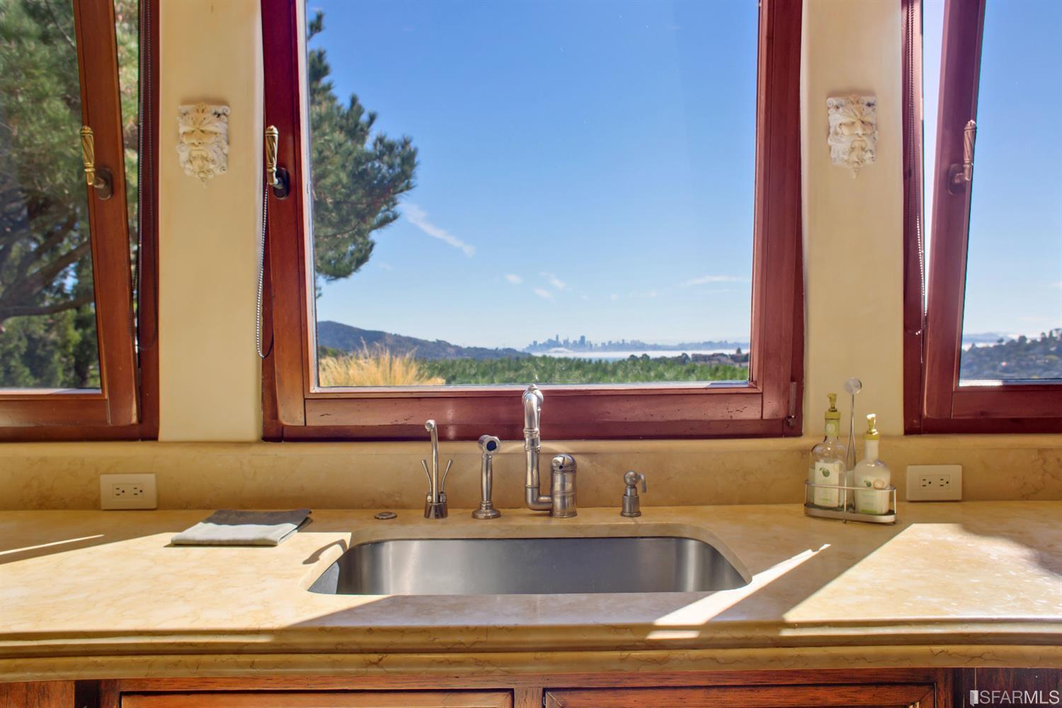 12 Tara Hill Road Tiburon, CA 94920 - Photo 16 of 47