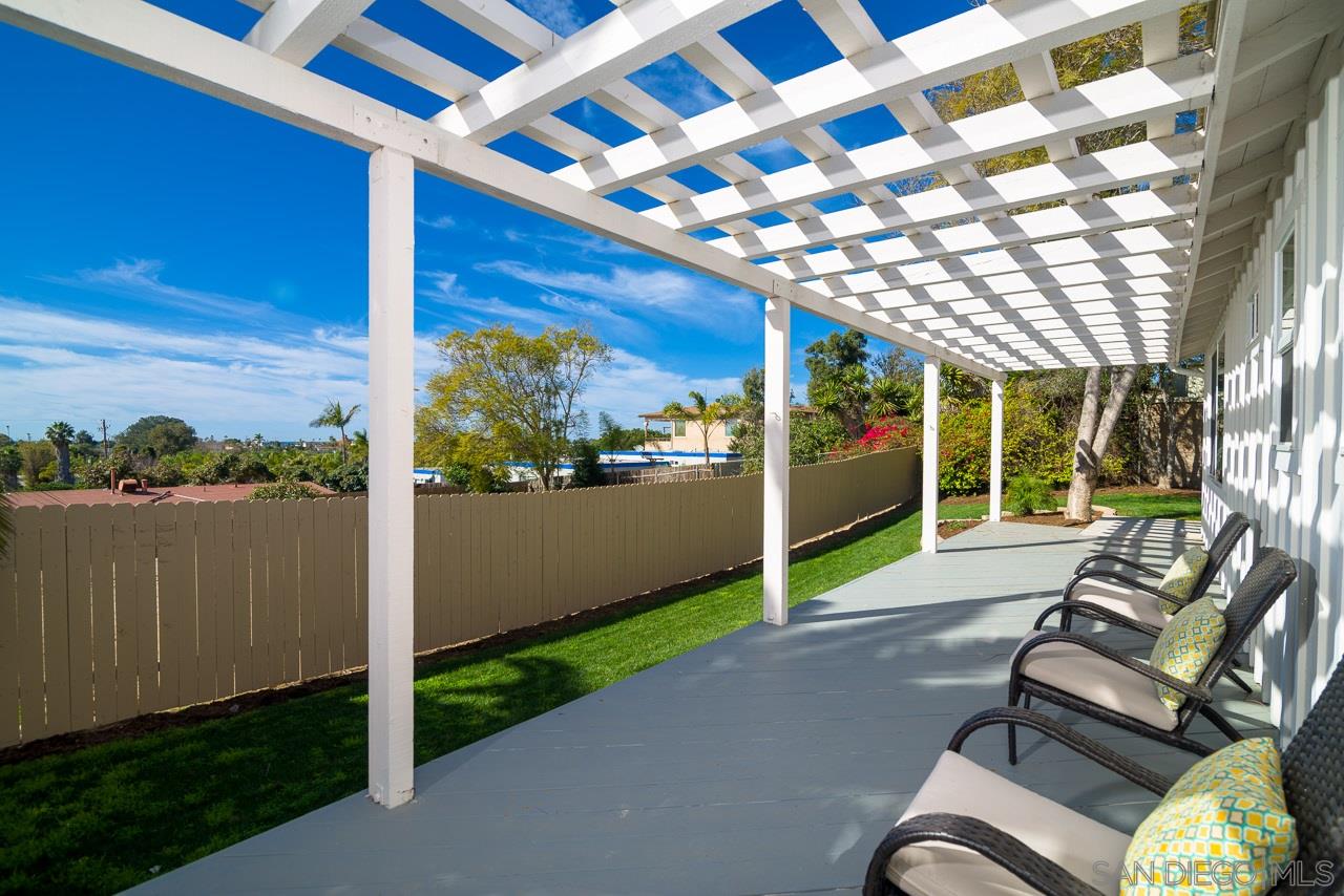 1375 Hygeia Avenue Encinitas, CA 92024 - Photo 22 of 25