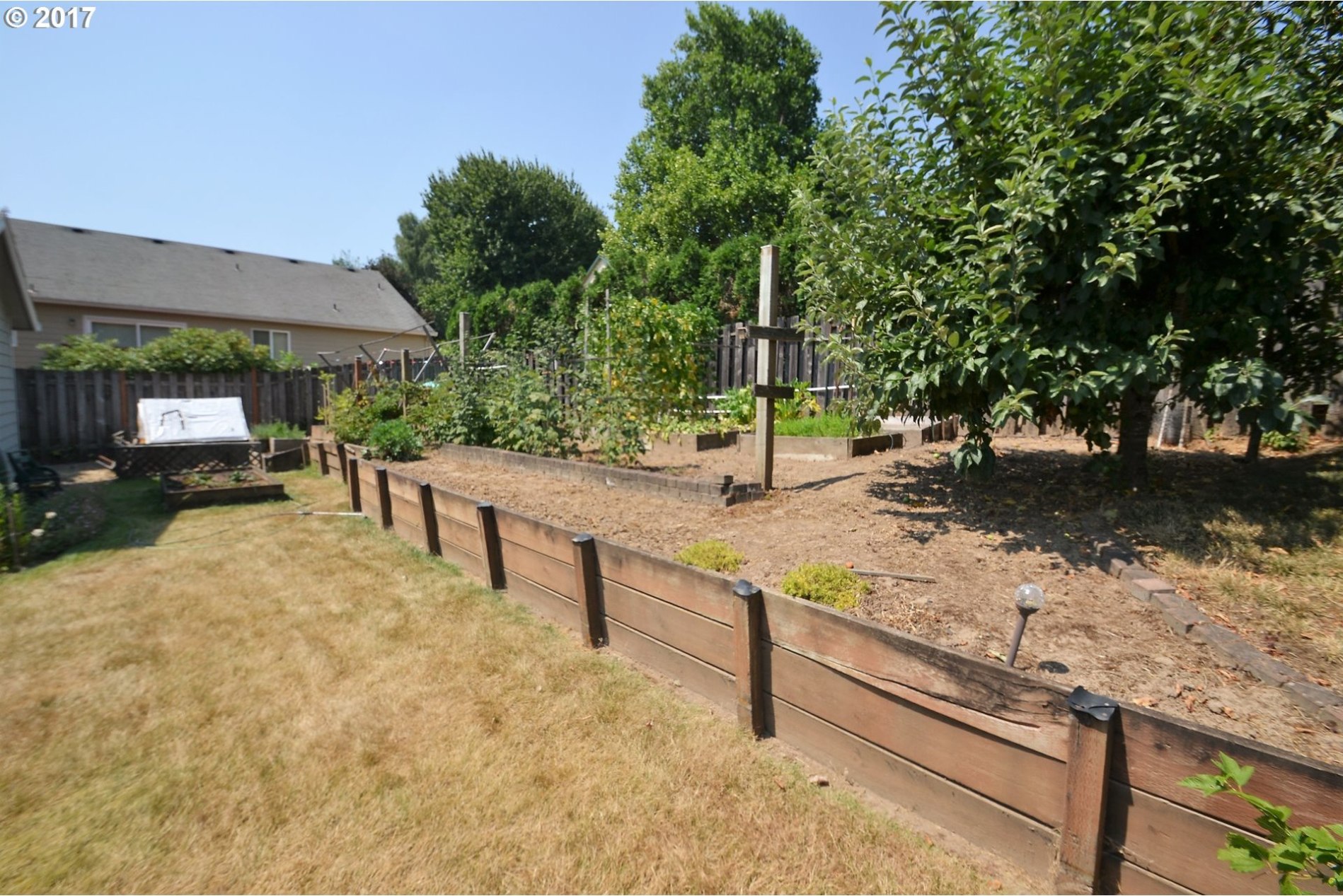 205 Meadow View Road Forest Grove, OR 97116 - Photo 19 of 25 Gallery Image 19