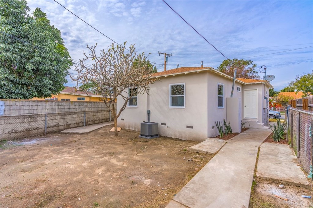 2412 Strong Avenue Commerce, CA 90040 - Photo 32 of 32