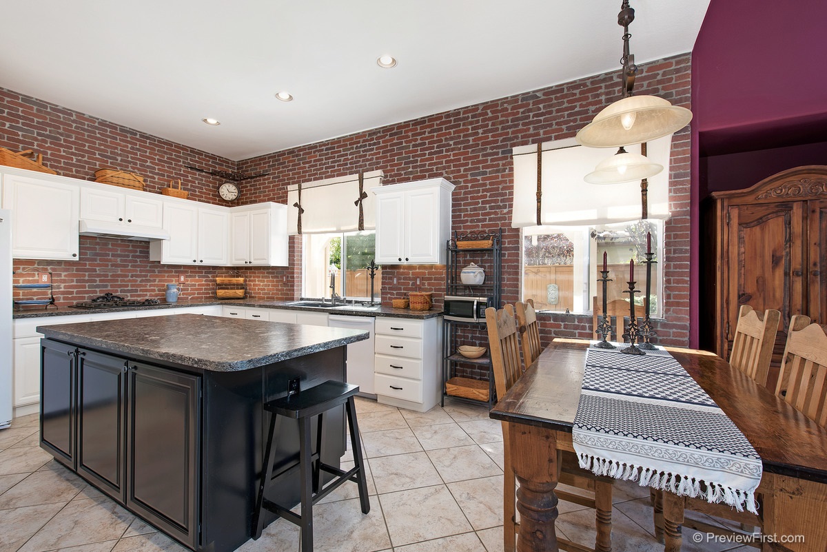 757 Inverlochy Drive Fallbrook, CA 92028 - Photo 10 of 25 Gallery Image 10