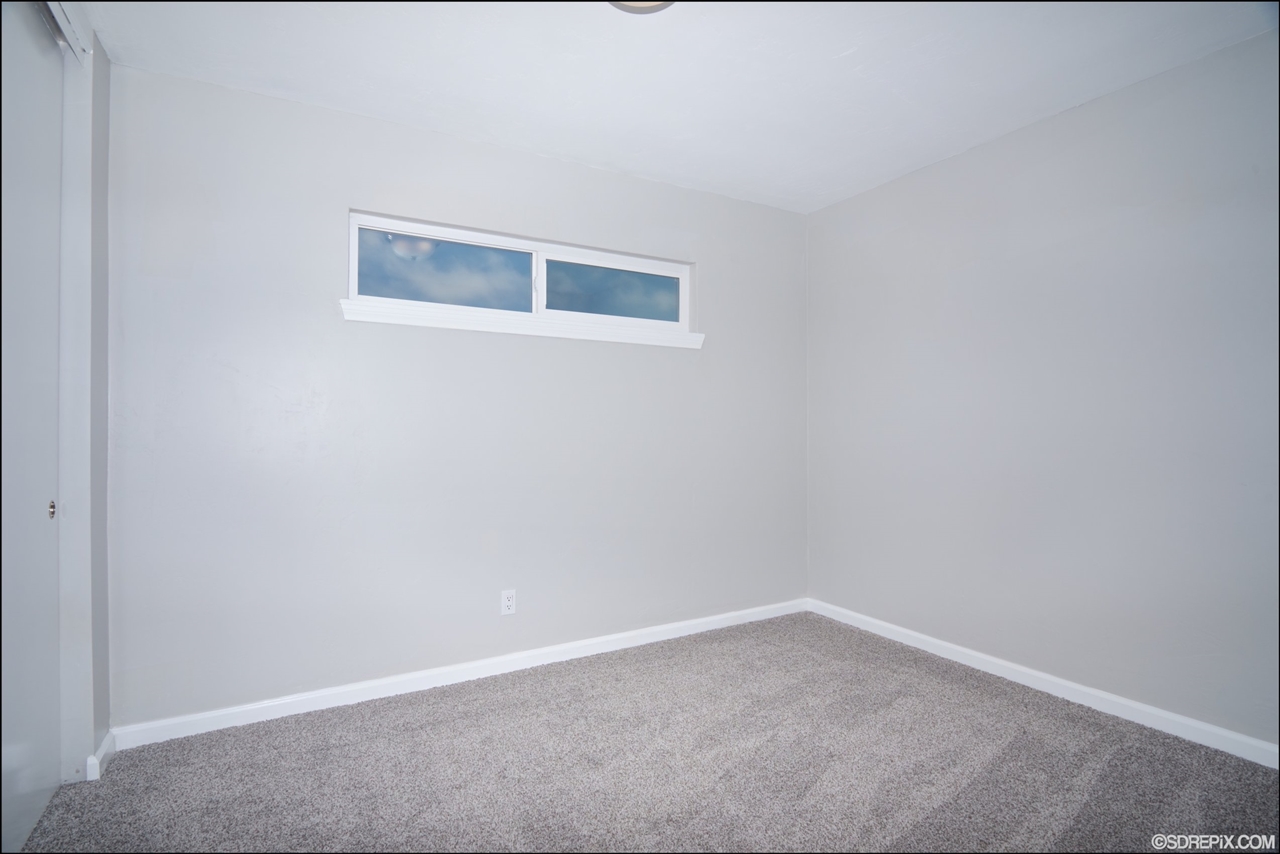 1091 Regal Road Encinitas, CA 92024 - Photo 18 of 25