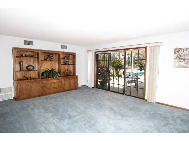 29290 Mactan Road Valley Center, CA 92082 - Photo 4 of 25