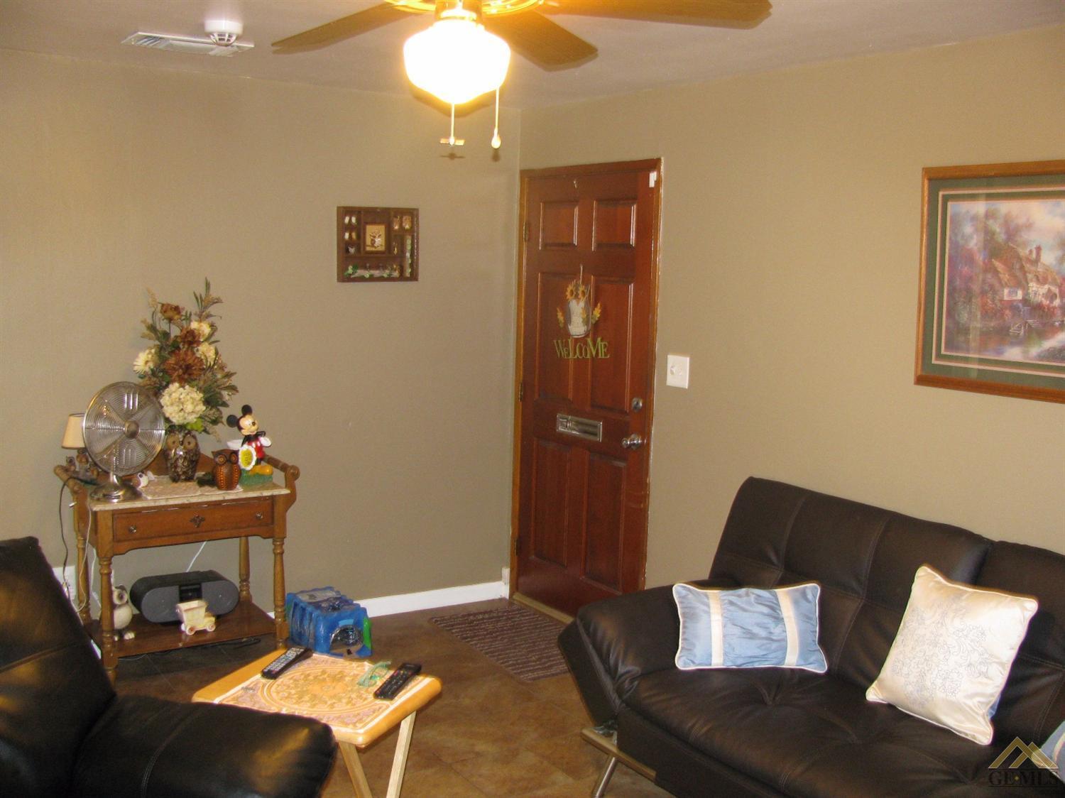 141 Real Road Bakersfield, CA 93309 - Photo 5 of 9 Gallery Image 5