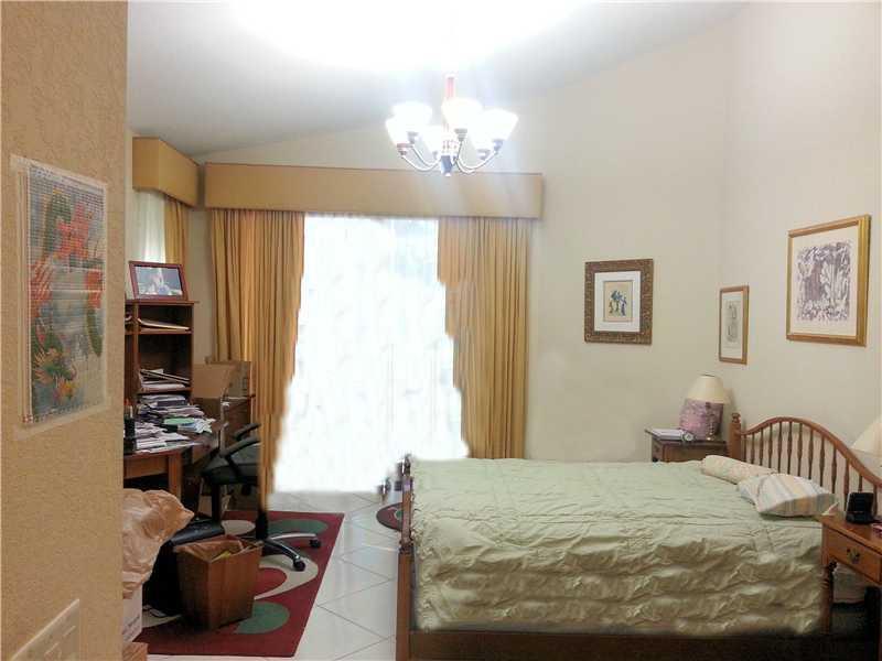 Savanna Weston, FL 33327 - Photo 6 of 16