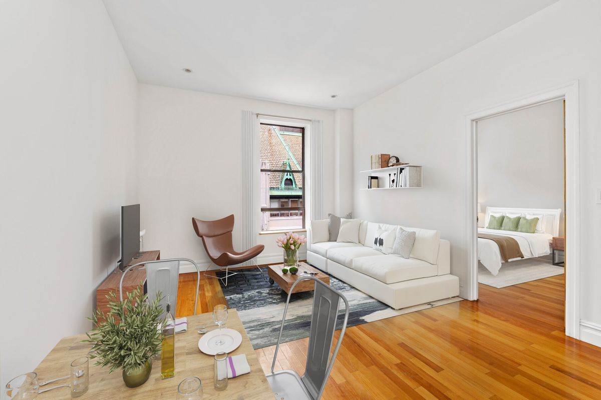 154 West 70th Street, Unit 9M Manhattan, NY 10023 - Photo 1 of 13