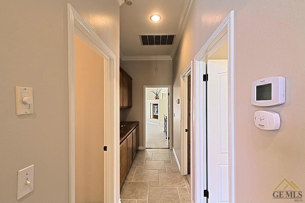 13221 Meacham Road Bakersfield, CA 93314 - Photo 9 of 30 Gallery Image 9
