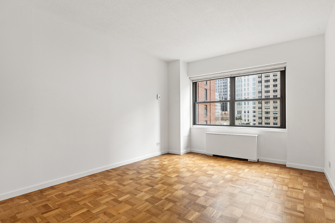 20 West 64th Street, Unit 11S Manhattan, NY 10023 - Photo 3 of 11