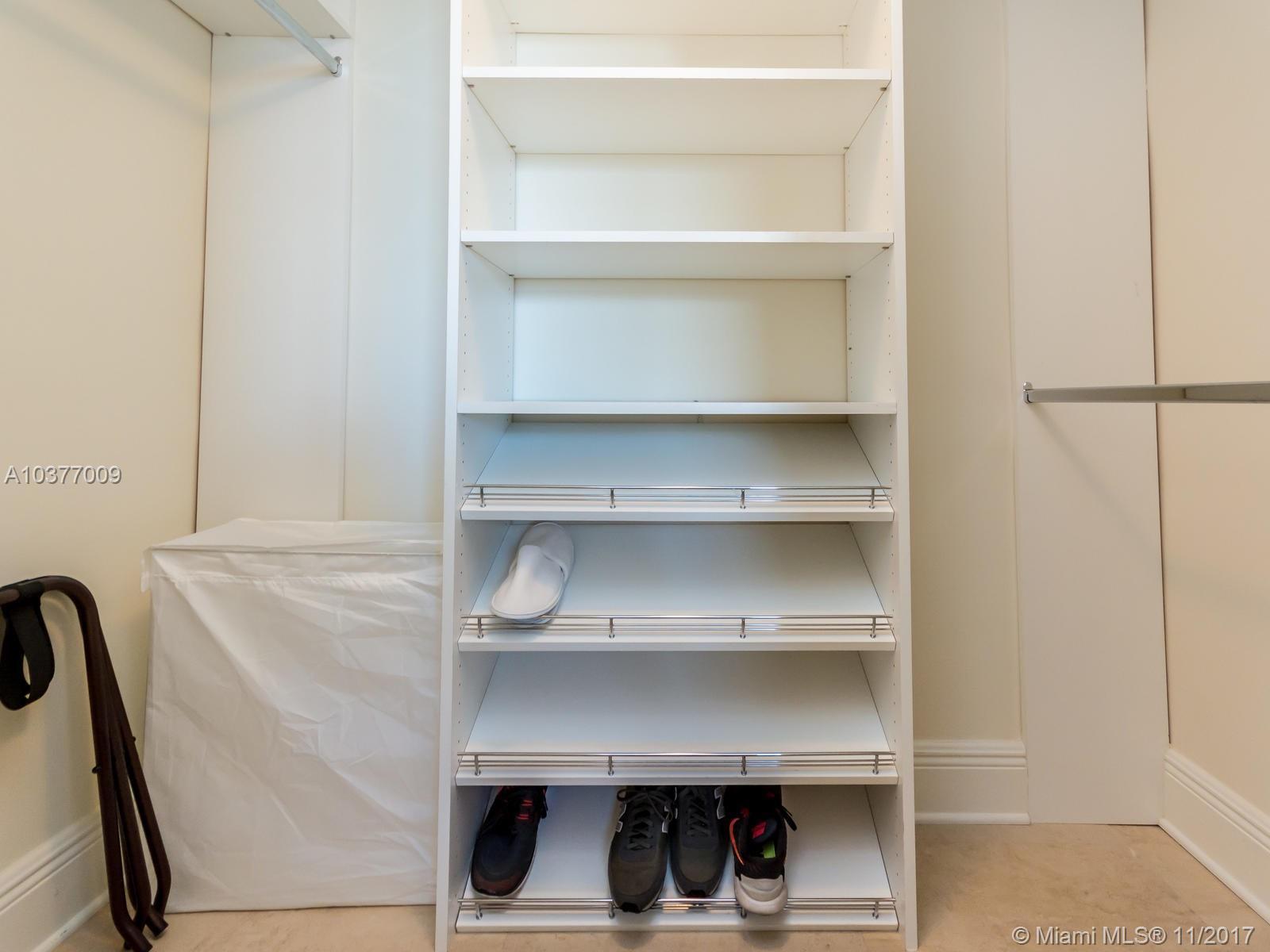 607 Ocean Drive, Unit 9K Key Biscayne, FL 33149 - Photo 58 of 78