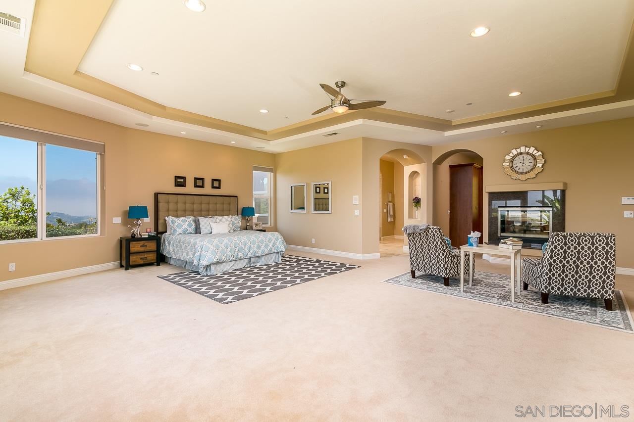 17605 Oak Grove Road Ramona, CA 92065 - Photo 11 of 25 Gallery Image 11