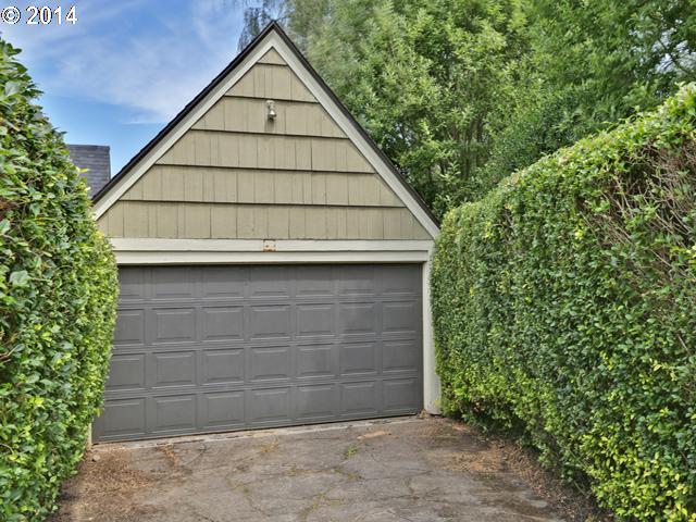 2885 Northwest Raleigh Street Portland, OR 97210 - Photo 14 of 16 Gallery Image 14