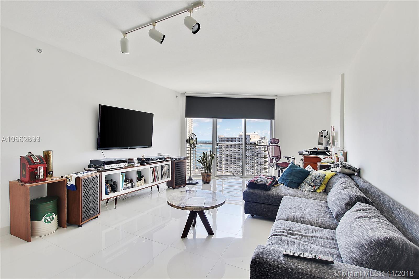 335 South Biscayne Boulevard, Unit 3103 Miami, FL 33131 - Photo 3 of 21