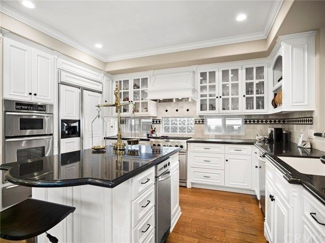 $2,725,000 | 305 Sapphire Avenue, Newport Beach, CA 92662