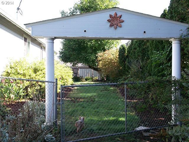 1708 Del Rio Road Roseburg, OR 97471 - Photo 14 of 16 Gallery Image 14