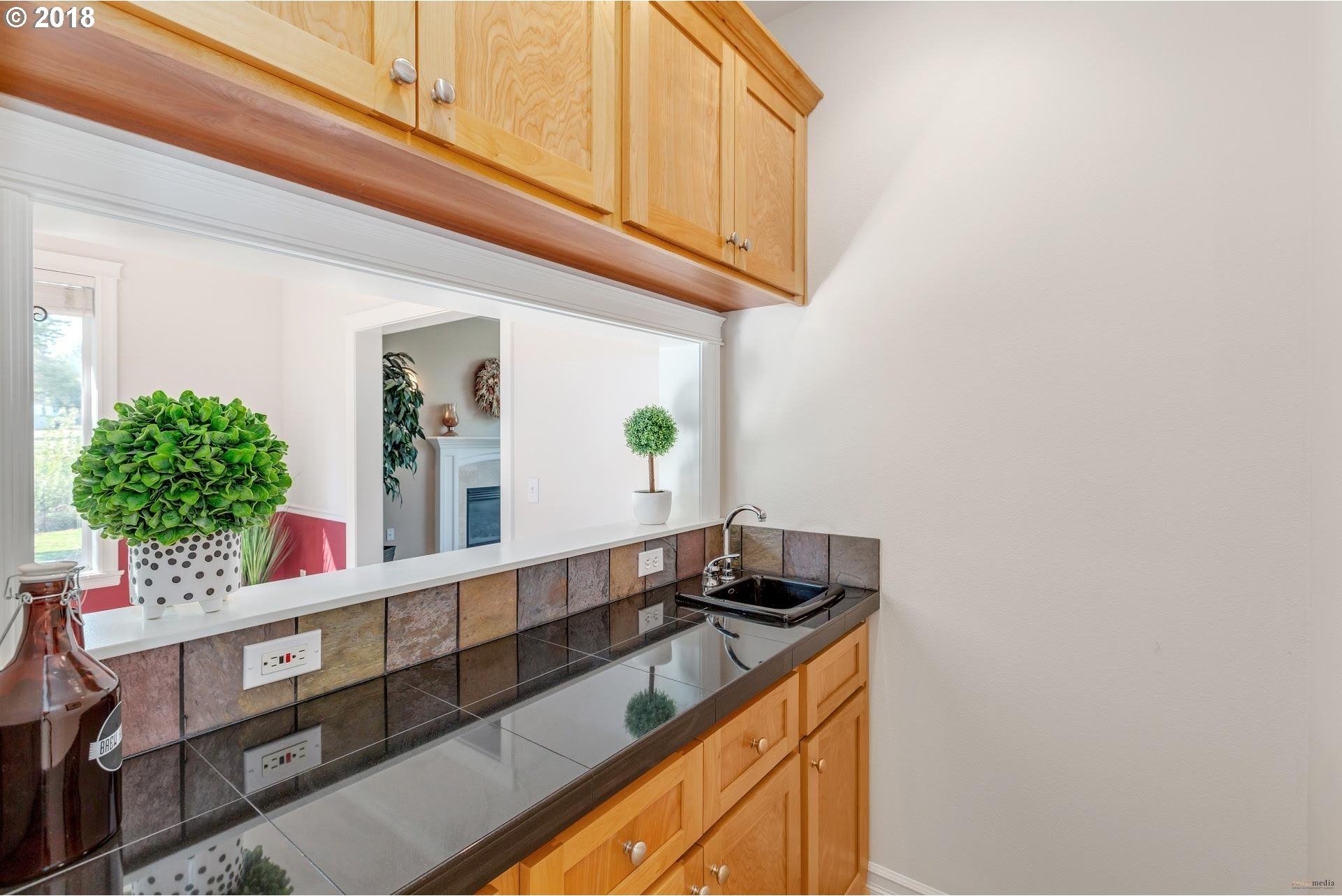 14823 Southeast Royer Road Damascus, OR 97089 - Photo 4 of 32
