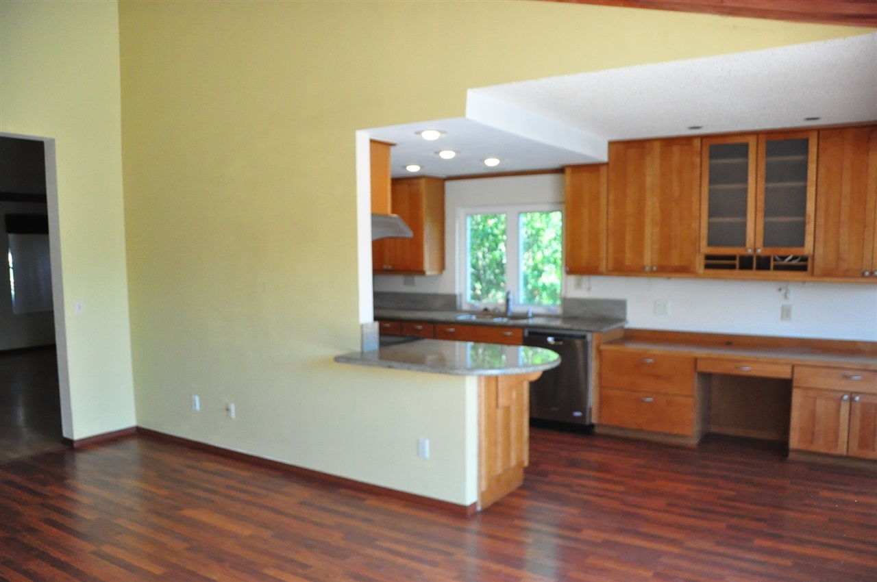 3525 Windsor Road Oceanside, CA 92056 - Photo 6 of 11