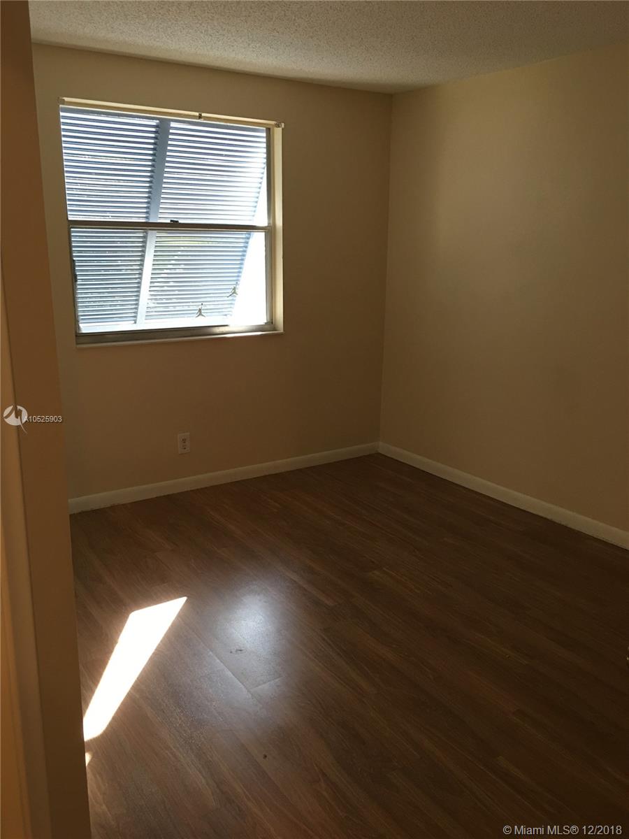 4755 South Hemingway Circle, Unit 4755 Margate, FL 33063 - Photo 12 of 16