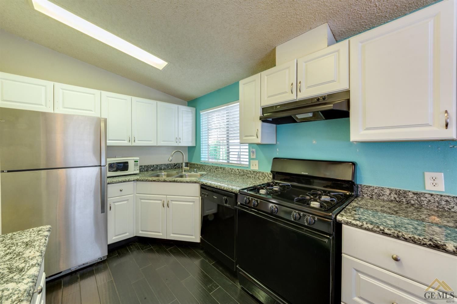 Undisclosed Address Bakersfield, CA 93306 - Photo 12 of 31