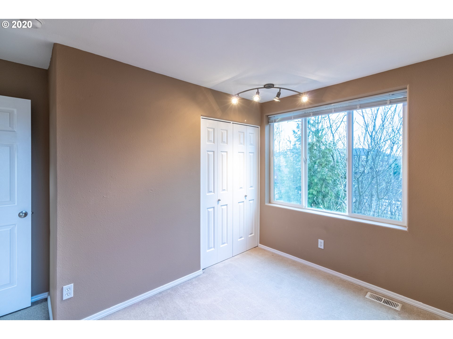 13780 Southwest Scholls Ferry Road, Unit 105 Beaverton, OR 97007 - Photo 19 of 29 Gallery Image 19