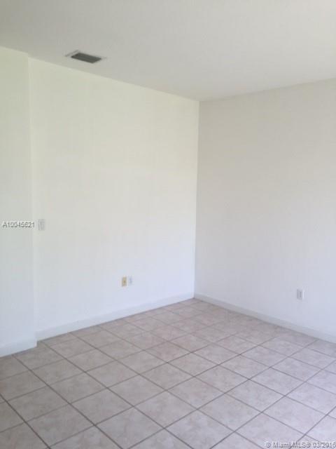 2125 Northeast 38th Road Homestead, FL 33033 - Photo 8 of 22