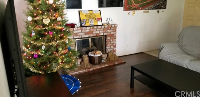 11231 Heathrow Drive Riverside, CA 92503 - Photo 9 of 18