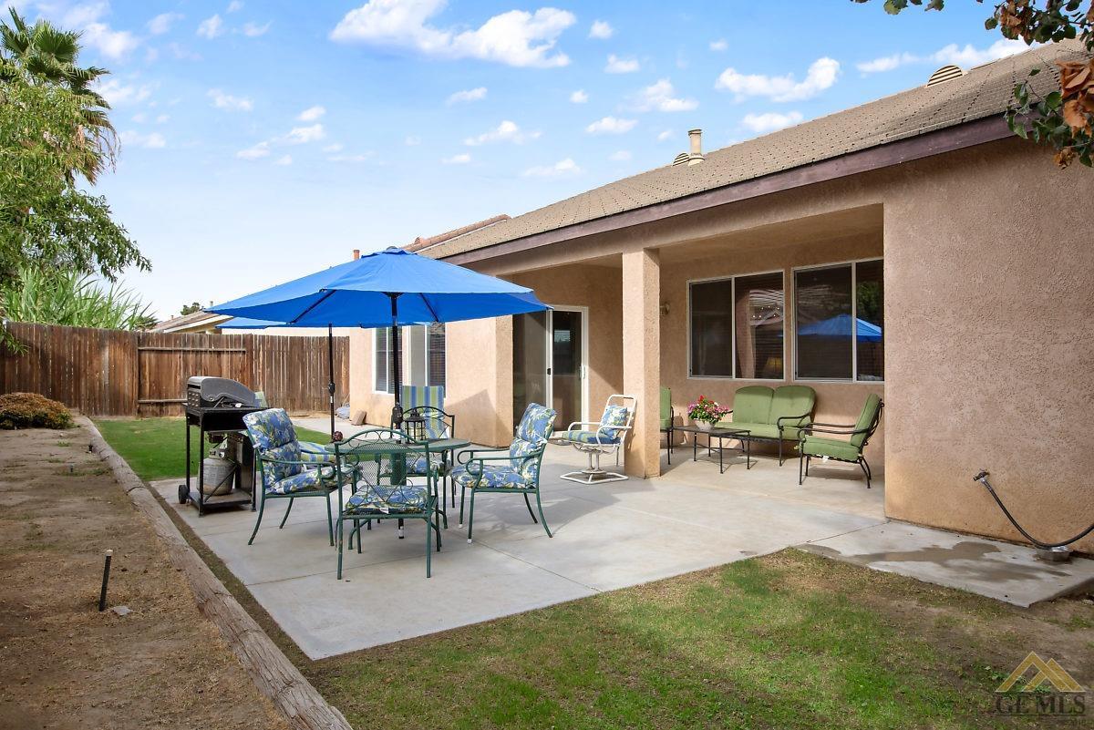 3601 Campfire Drive Bakersfield, CA 93312 - Photo 37 of 40