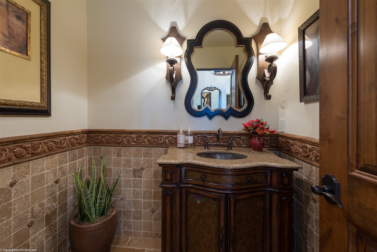 7682 Hillside Drive La Jolla, CA 92037 - Photo 11 of 25