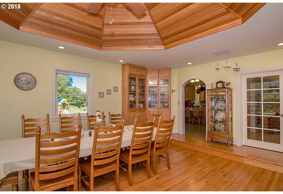 255 Dawson Road Roseburg, OR 97470 - Photo 6 of 32 Gallery Image 6