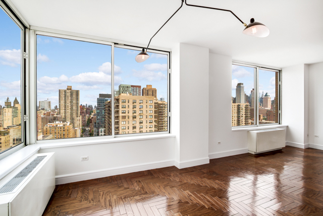 200 Riverside Boulevard, Unit 26D Manhattan, NY 10069 - Photo 2 of 11