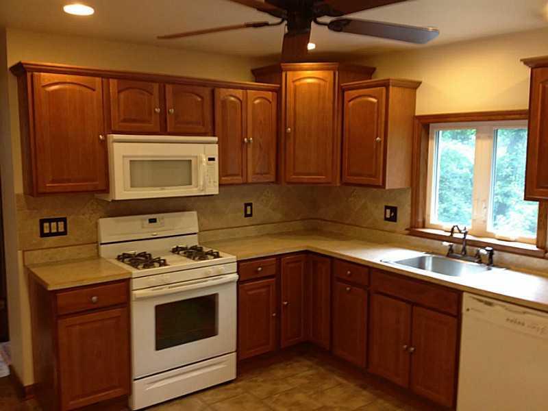 605 Braddock Road Forest Hills, PA 15221 - Photo 2 of 7 Gallery Image 2