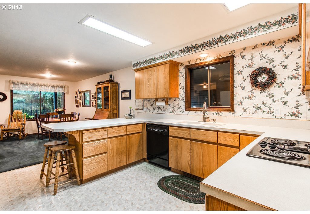 405 Reuben Boise Road Dallas, OR 97338 - Photo 11 of 32