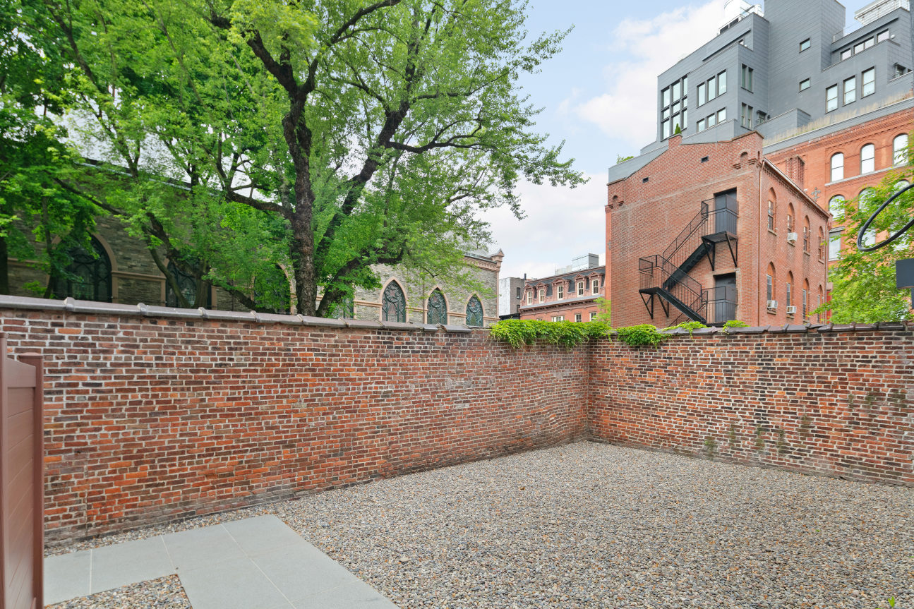 273 Mott Street, Unit CARRIAGE Manhattan, NY 10012 - Photo 3 of 11