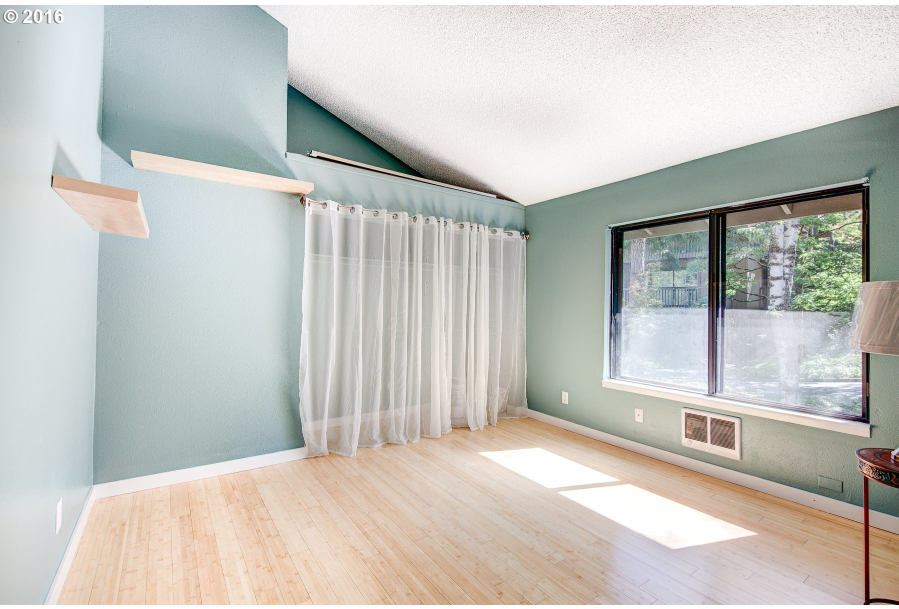 7556 Southwest Barnes Road Portland, OR 97225 - Photo 5 of 20 Gallery Image 5