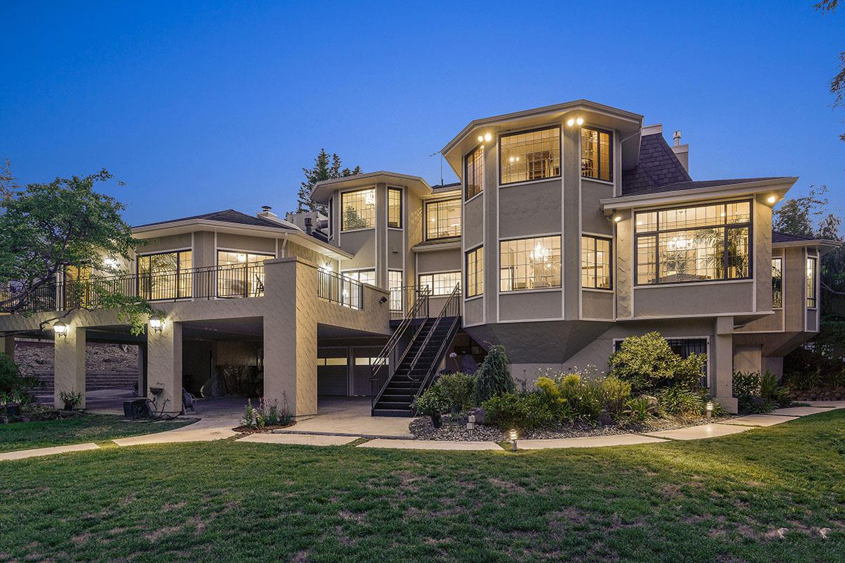 760 Darrell Road Hillsborough, CA 94010 - Photo 87 of 98