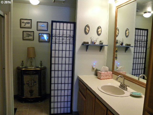 100 River Bend Road, Unit SP 87 Reedsport, OR 97467 - Photo 19 of 32