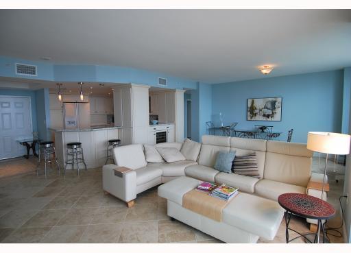 90 Alton Road, Unit PH3309 Miami Beach, FL 33139 - Photo 4 of 8