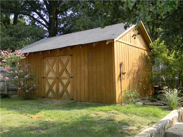 6374 Althorne Road Bartlett, TN 38134 - Photo 21 of 25 13' x 19' Wired workshop