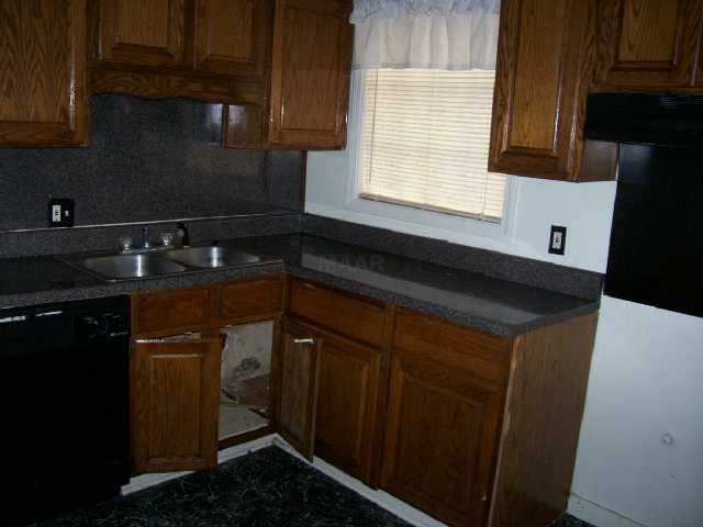 4107 Kenosha Road Memphis, TN 38118 - Photo 4 of 10 Gallery Image 4