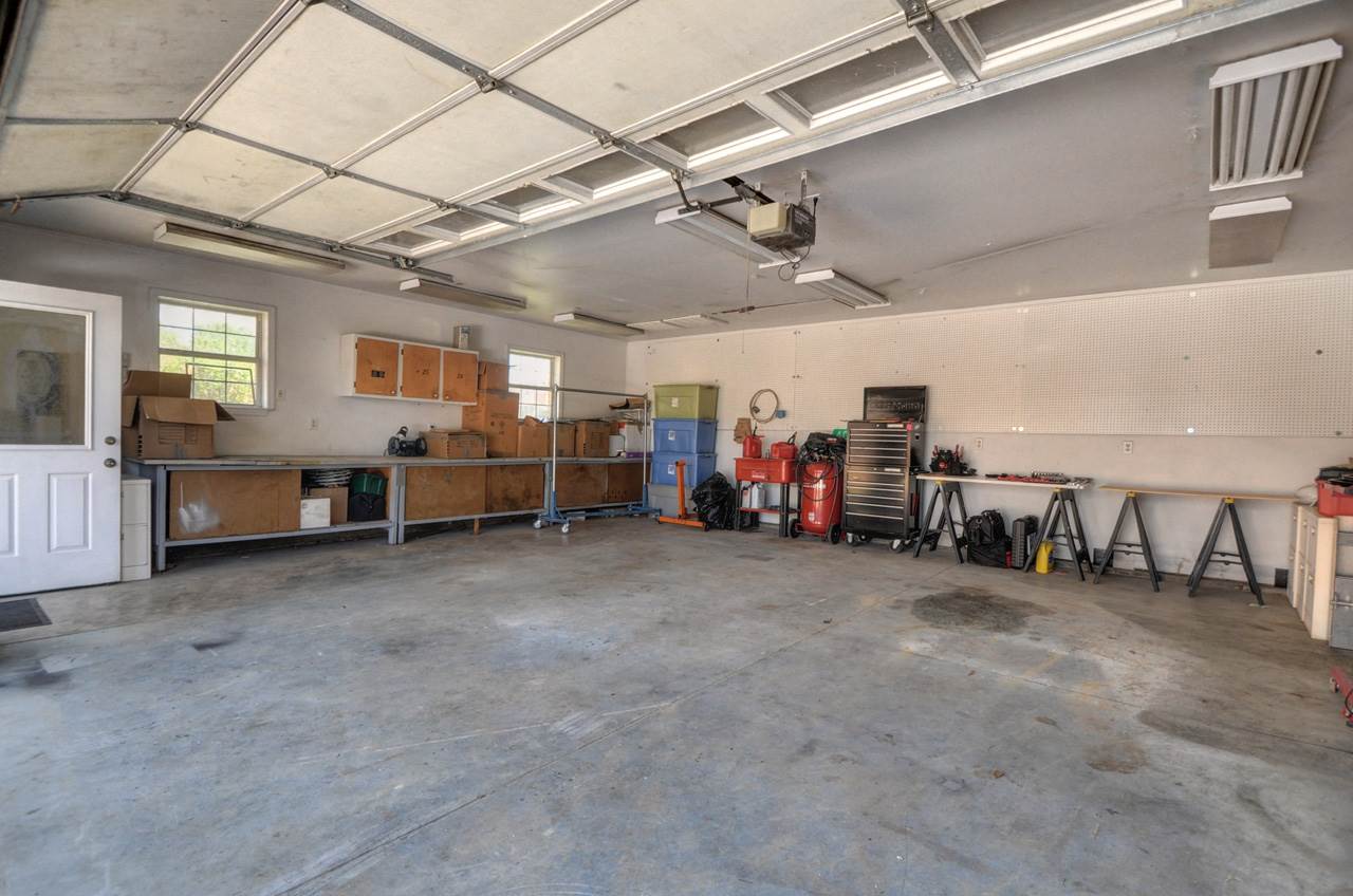 403 East White Road Collierville, TN 38017 - Photo 3 of 19