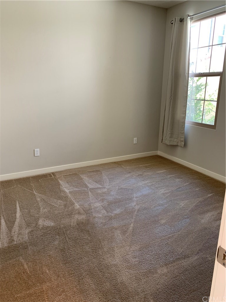 124 Tubeflower Irvine, CA 92618 - Photo 6 of 22